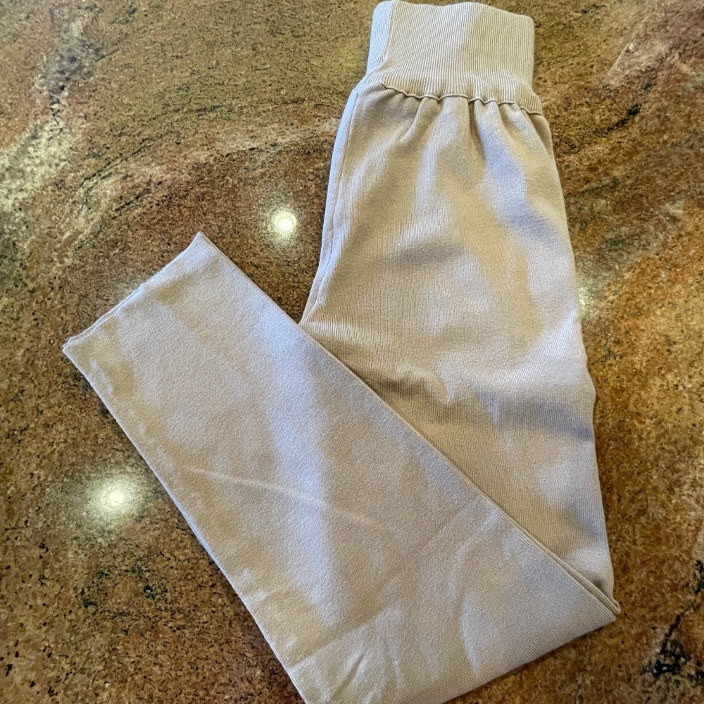 Silk & Salt Beige/Tan High Waist Knit Leisure Pants Size XS NWT